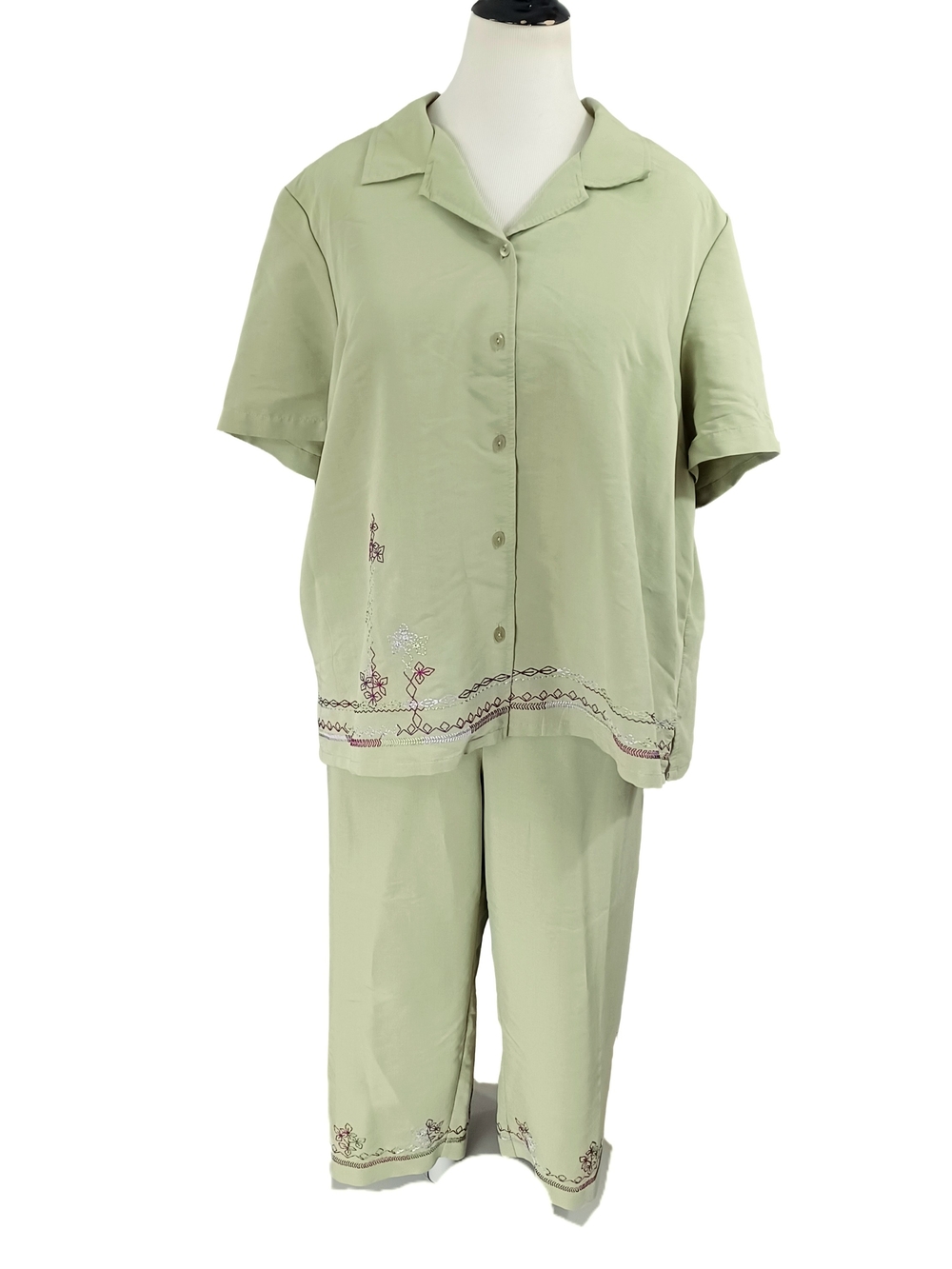 VINTAGE 80'S/9O'S KORET WOMAN 2 PIECE SET-BUTTON DOWN SHIRT/CAPRI PANTS SIZE 22W